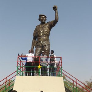 Burkina Faso: Thomas Sankara in den Rang eines Helden der Nation erhoben