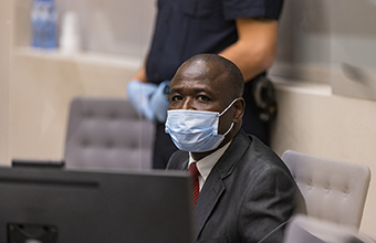 Dominic Ongwen (Uganda) zu 25 Jahren Gefängnis wegen insgesamt 61 Verbrechen gegen die Menschlichkeit und Kriegsverbrechen verurteilt