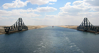 Ägypten verzeichnet in 8 Monaten 4,1 Milliarden USD an Einnahmen aus dem Betrieb des Suezkanals