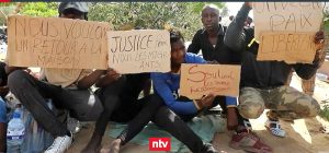 Ntv-Videotipp: Dramatische Szenen - Tunesien treibt Flüchtende zusammen und setzt sie aus