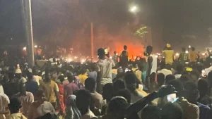 Video/Horrortat in Senegal: Exhumiert und verbrannt, weil er angeblich homosexuell war