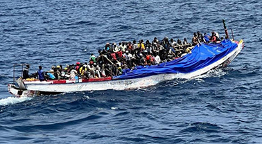 Senegal: Über 250 Migranten aus einem „Nachbarland“ vor Dakar von der Marine gerettet