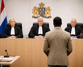 Lesetipp/DLF: Flüchtlinge in Libyen - Folter als Geschäftsmodell