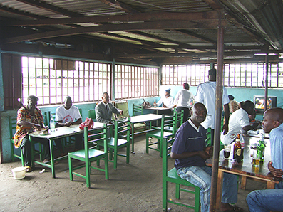 Ein Frauenschicksal aus Gabun: Adieu Marie-Louise, adieu Hühnerrestaurant
